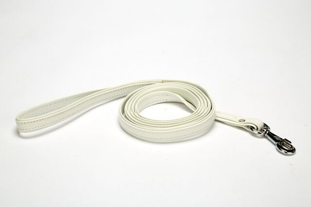 Doggie Flotter El Yapımı Deri Köpek Gezdirme Kayışı 1,5 cm x 150 cm Beyaz